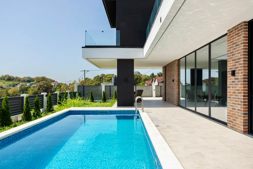 Шикарная Вилла с видом на море и горы