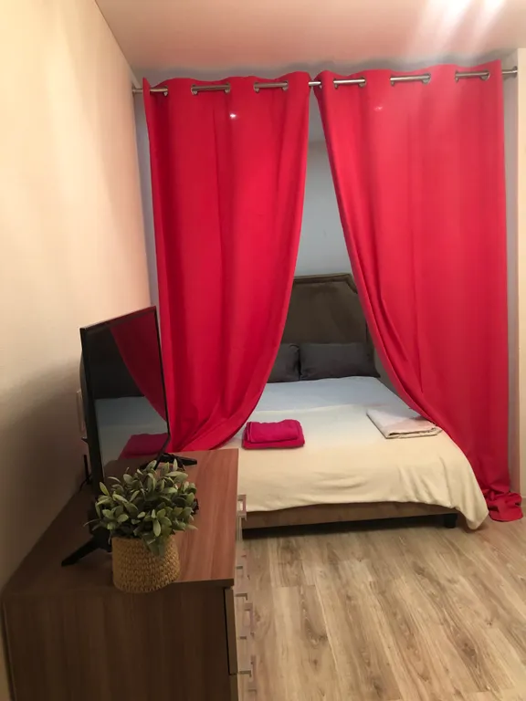 Уютная однушка в Роще у Нефтезавода