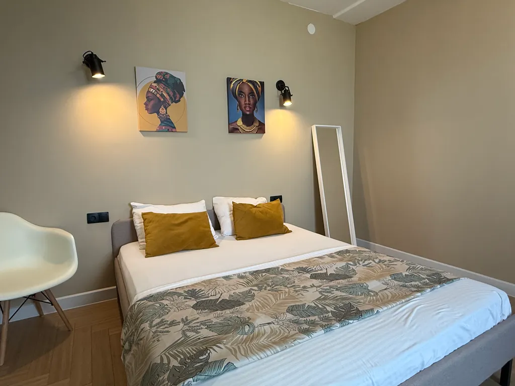 Квартира Дизайнерские апартаменты — Екатеринбург