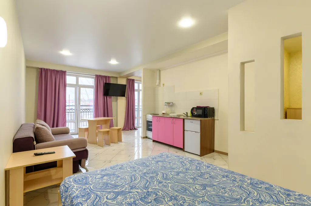 Апартаменты с видом на горы в центре города