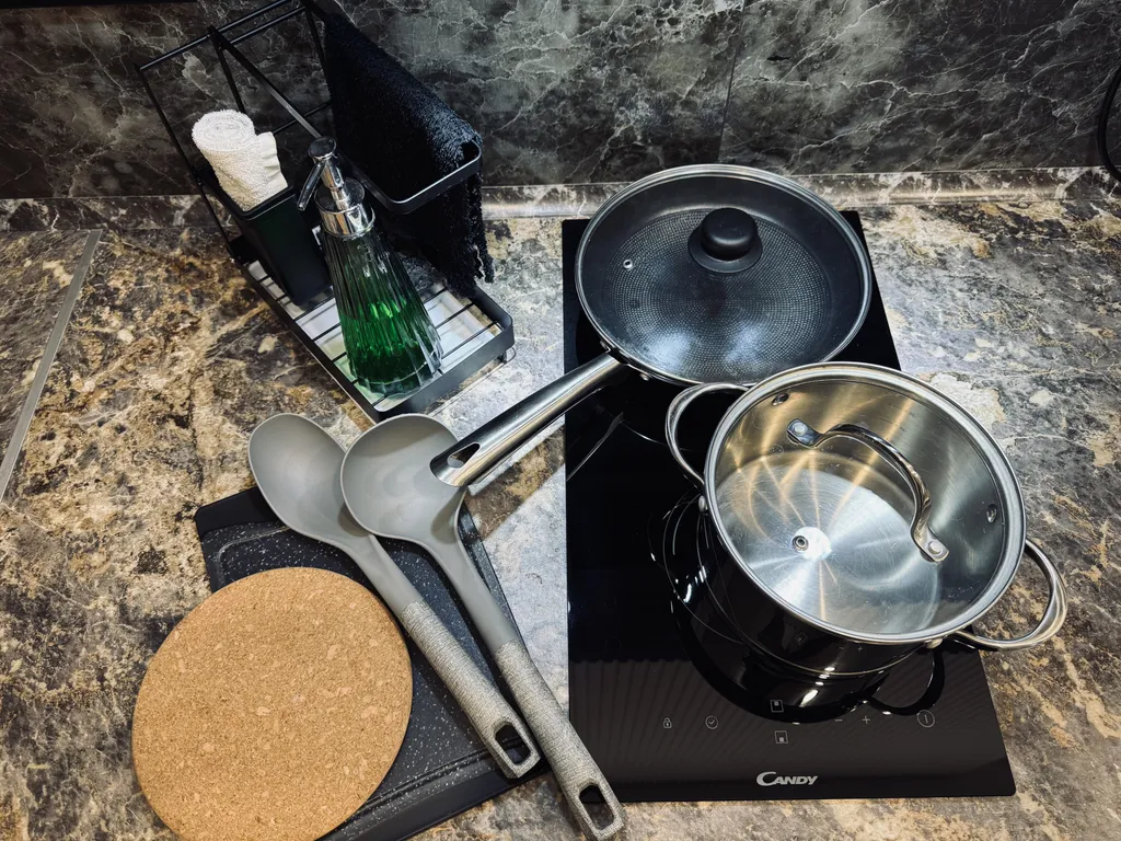 Роскошная квартира у ТРЦ Аура в новом доме