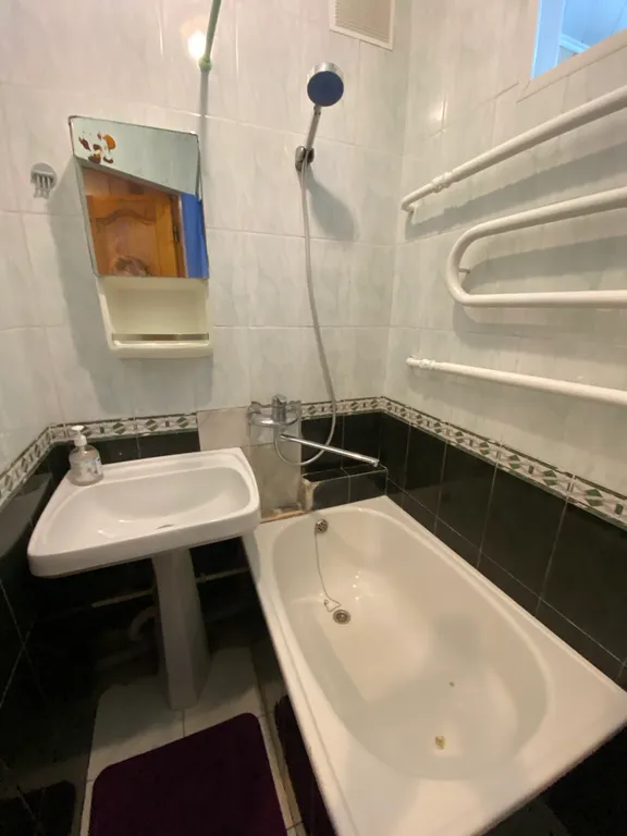 Скромная 2-комнатная квартира рядом с новым пляжем Кристалл