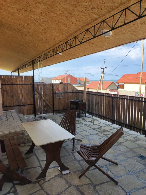 Часть дома на берегу моря