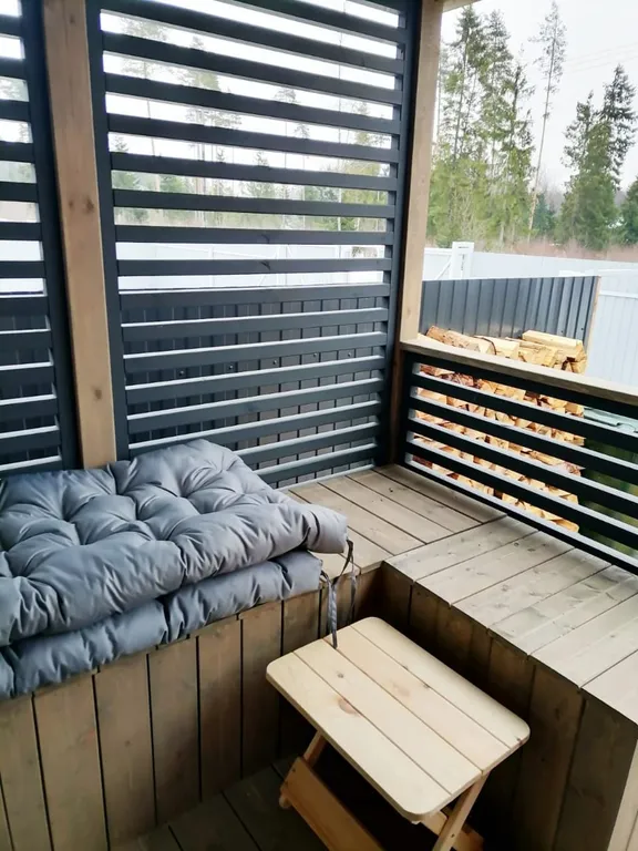 Уютный дом с печью-камином