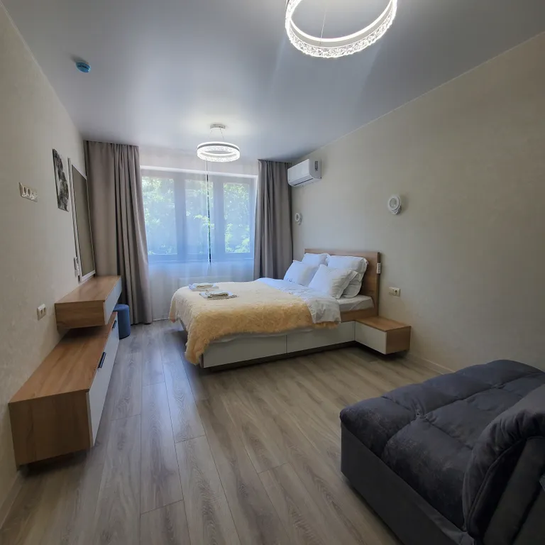 Двухкомнатные апартаменты в живописном месте Ялты