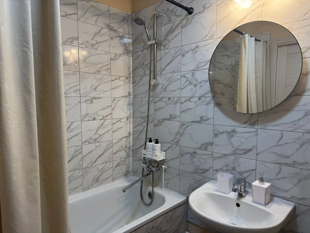 Светлые комфортные апартаменты