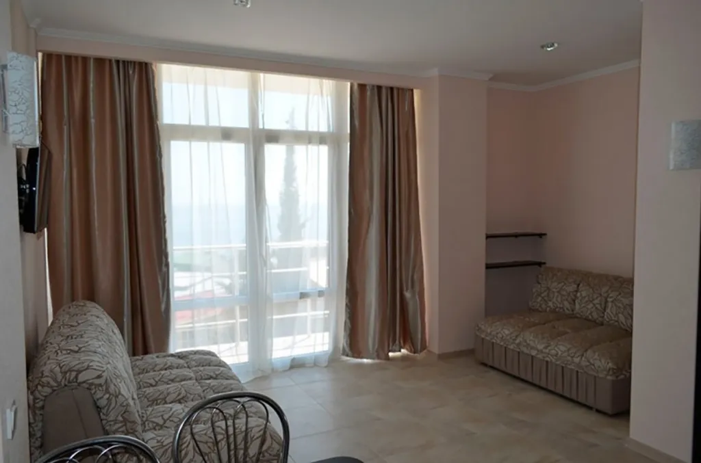 Видовая Студия с балконом в Мисхоре