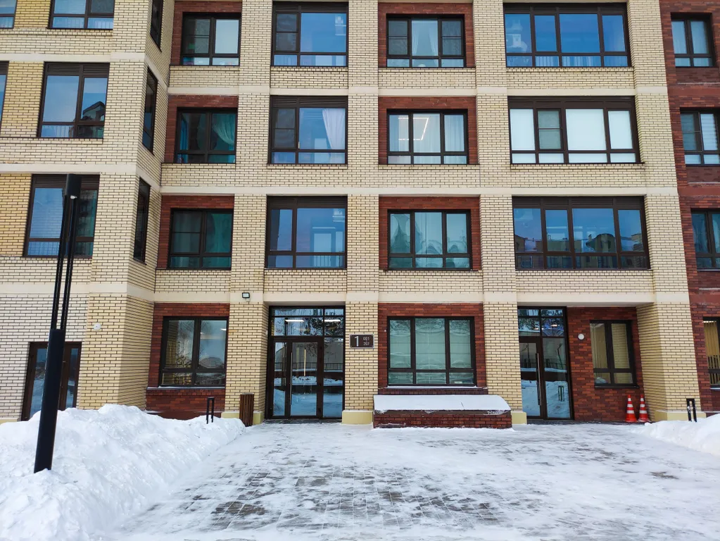 Двухкомнатная студия с красивым видом на город