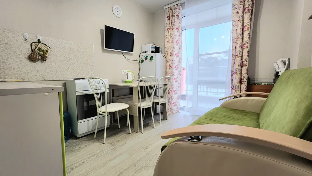 Однокомнатная квартира в жк с бассейном