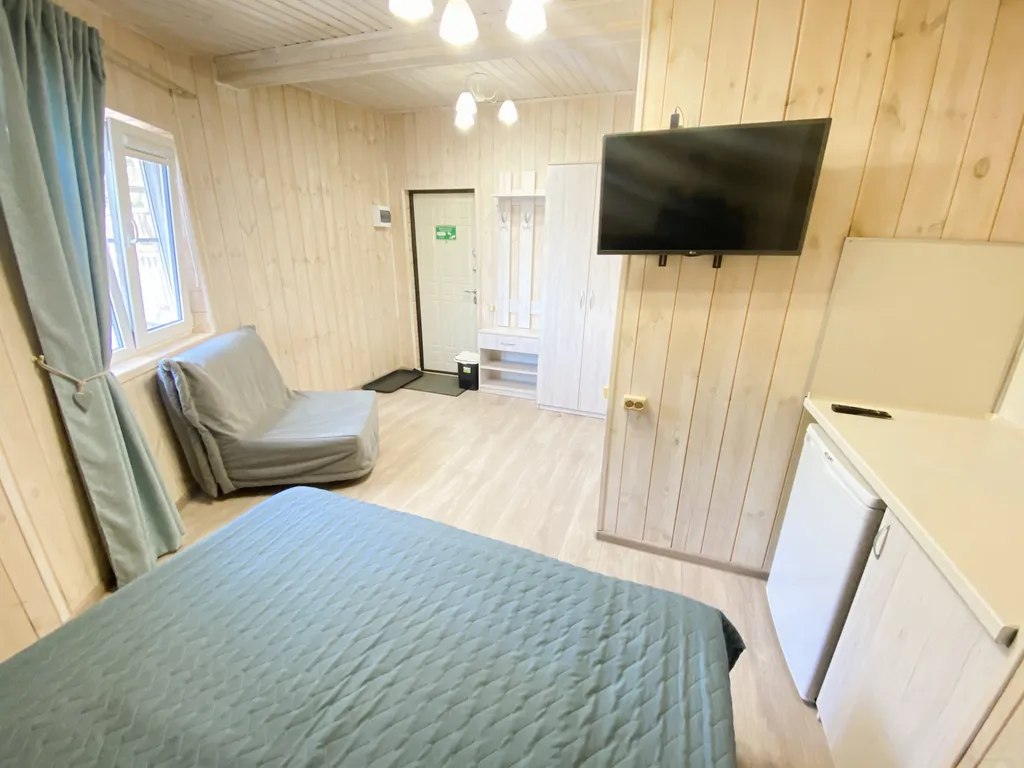 Квартира Трехместный Делюкс с отдельным входом №2 — аренда посуточно в Кабардинка