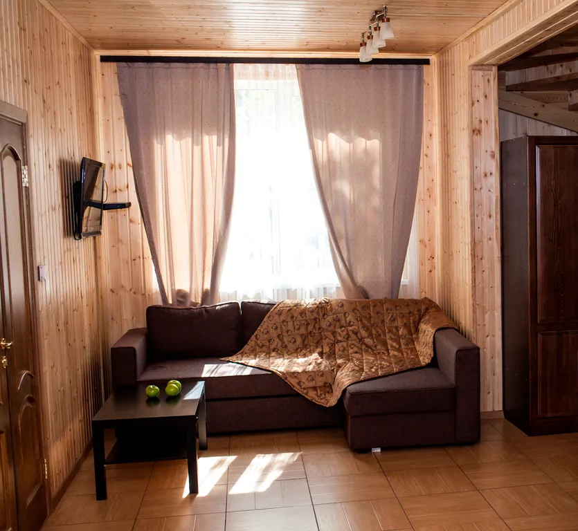 Коттедж 6-комнатный Дом — Первомайское