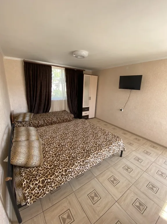 Студия с видом на море и горы