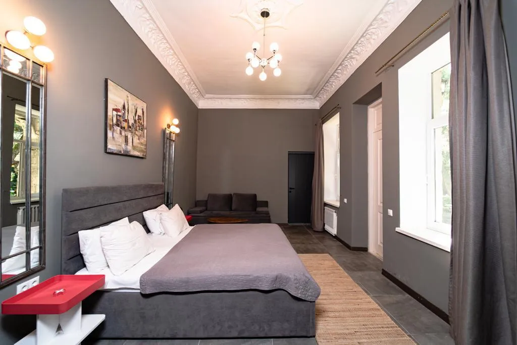 5-комнатная Квартира