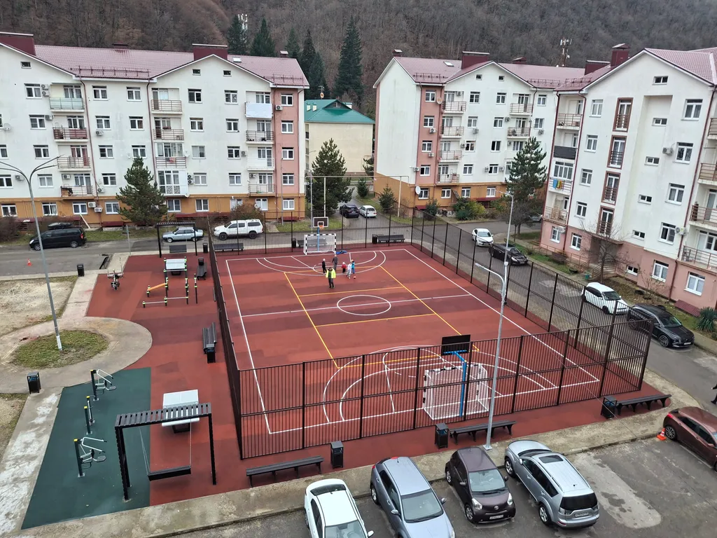 Уютная квартира с новым ремонтом в центре поселка