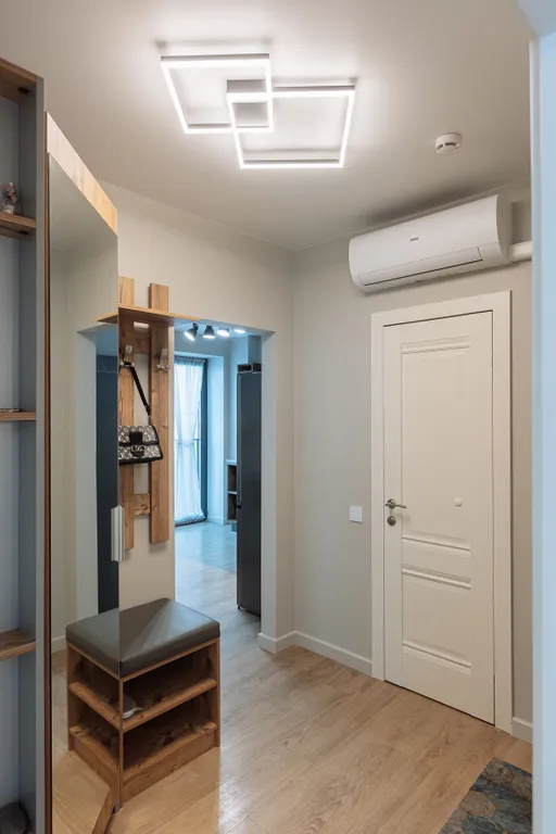 Апартамент с видом на колесо обозрения и море