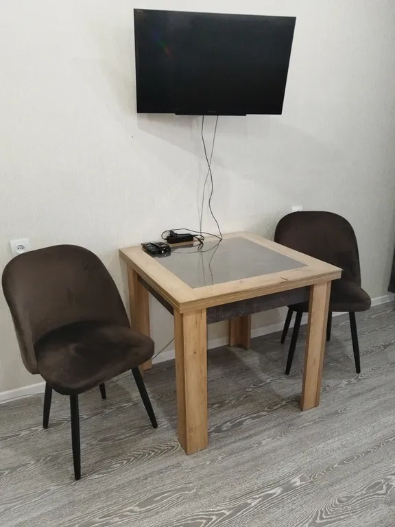 Квартира рядом, Академия здоровья и другими медицинскими учреждениями