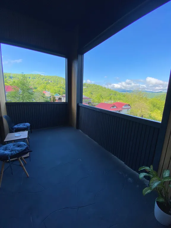 Уютный дом с видом на горы