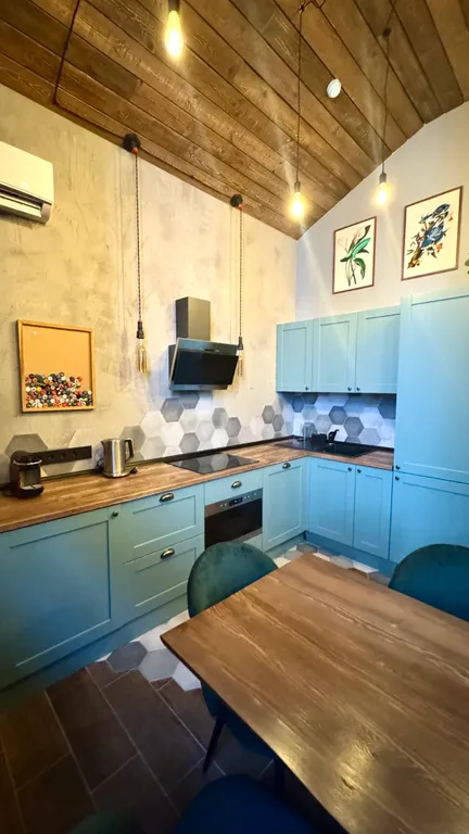 Апартаменты Sochifornia в центре Красной Поляны