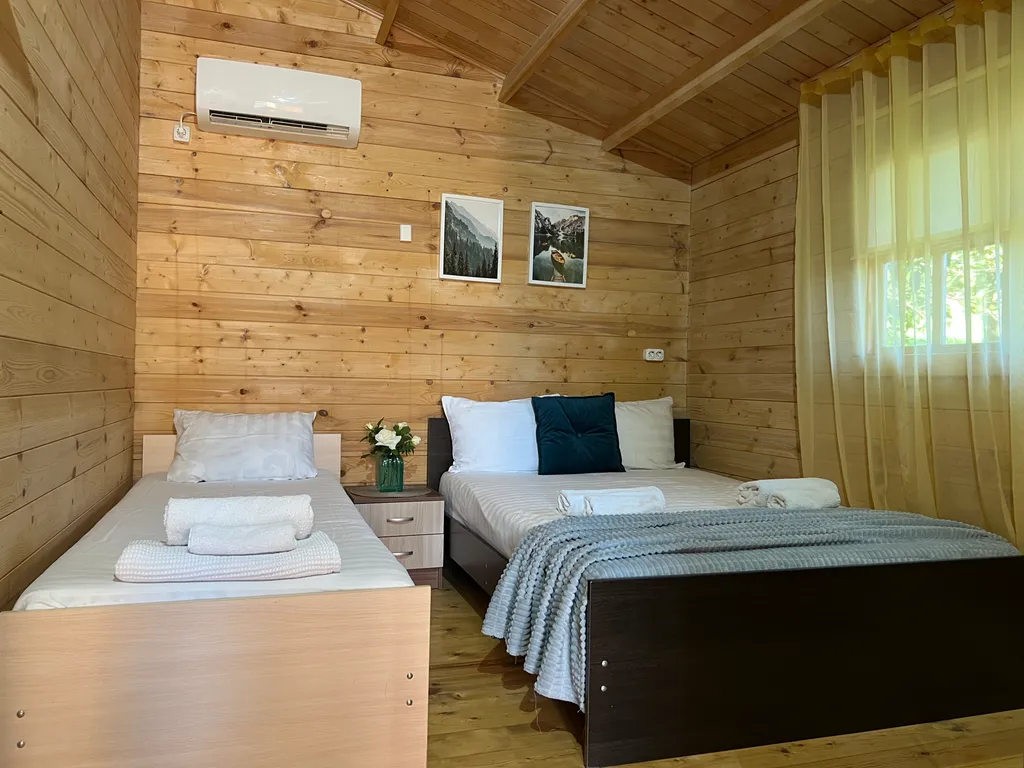 Уютный эко-коттедж под ключ Домик в деревне