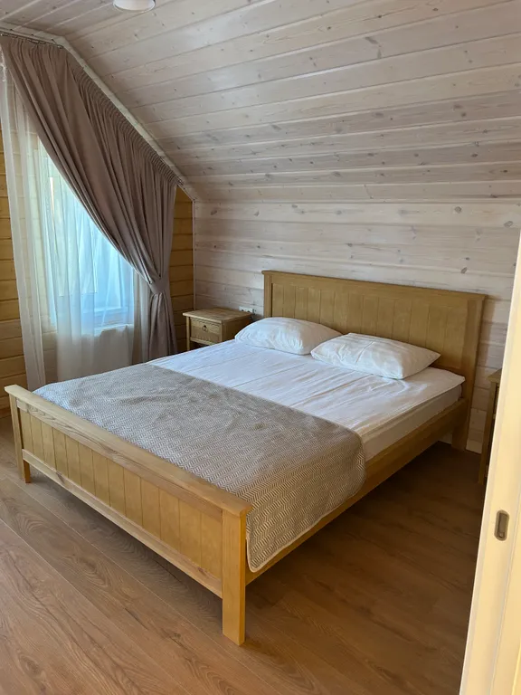 Дом в лесу с баней и видом на Волгу