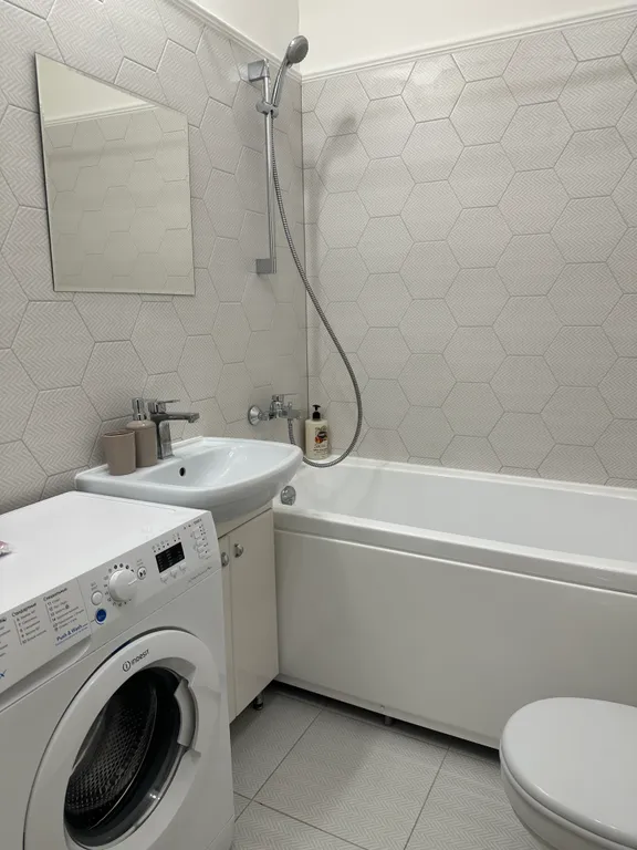 Квартира Квартира Просторная и уютная студия с видом на город — Екатеринбург