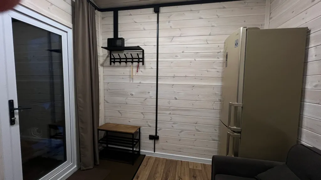 Дом с баней в липах