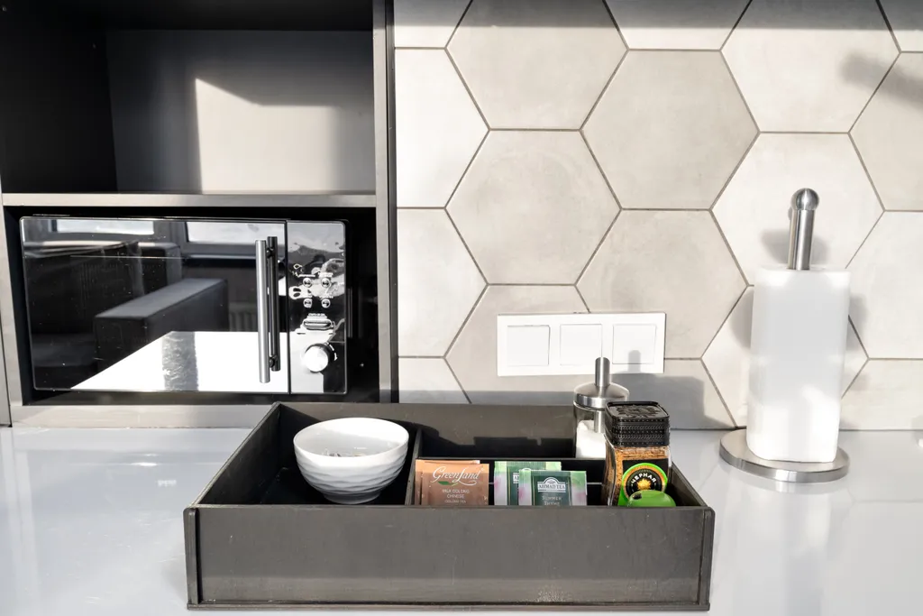 Двухкомнатная студия с панорамным видом на Октябрьский мост!!!