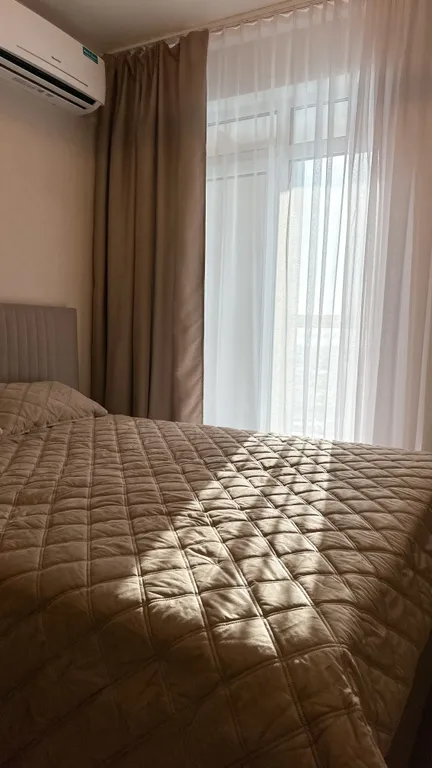 Шикарная, светлая, чистая студия в центре города с видом на Амур