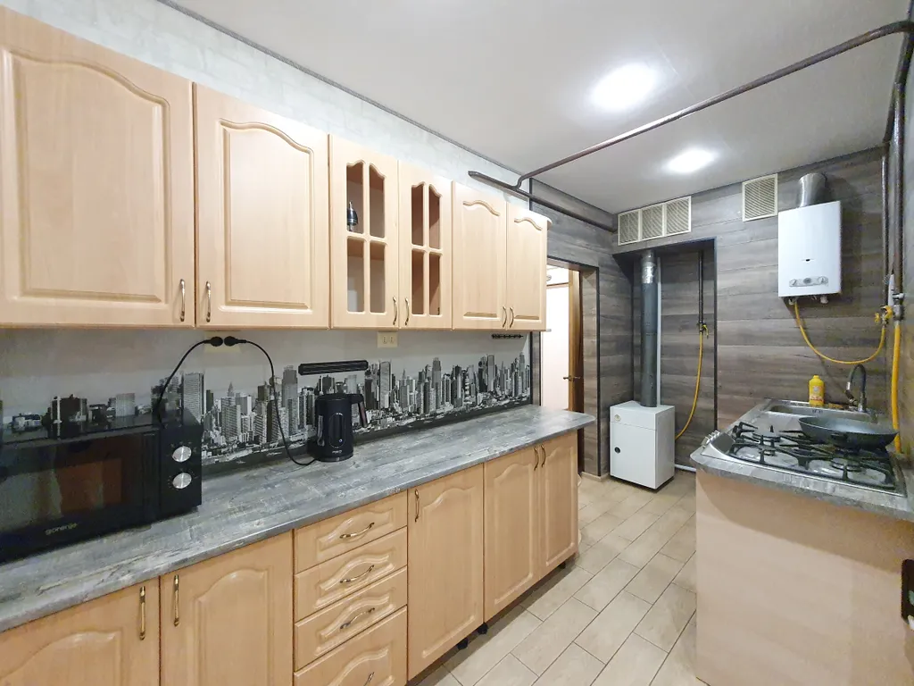 Коттедж Четырёхкомнатный дом в черте города — аренда посуточно в Белгород