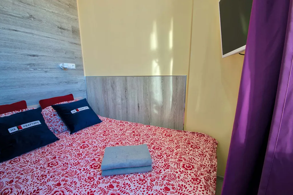 Квартира Квартира Небольшой апартамент у метро Рассказовка — Москва