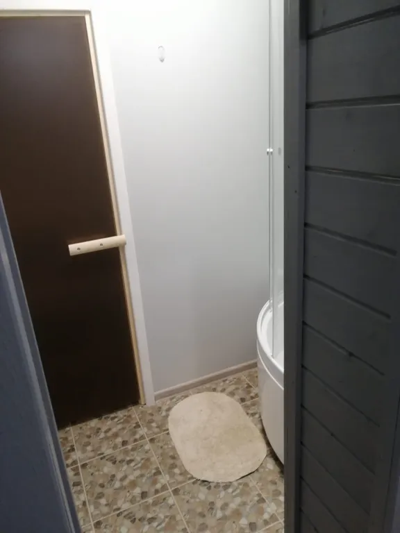 Уютный дом на берегу речки, в финском стиле