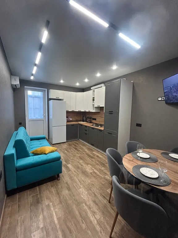 Уютная дизайнерская квартира