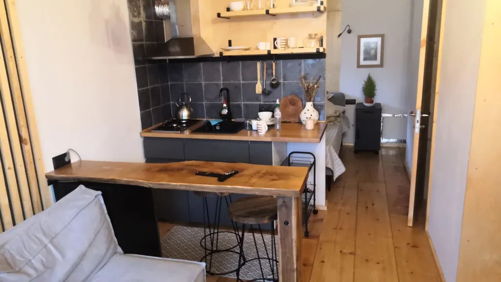 Домик в эко стиле с видом на горы