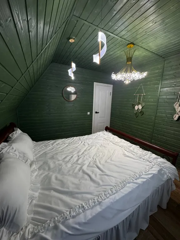 Коттедж А-Фрейм за городом для семейного отдыха