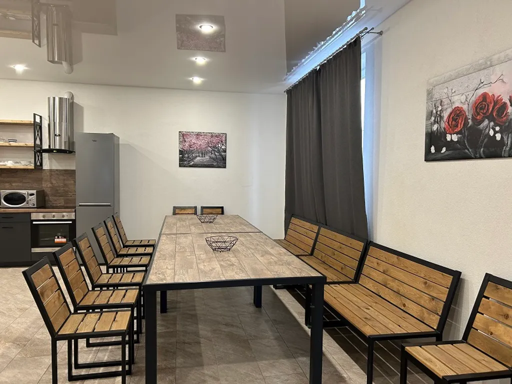 Уютный коттедж рядом с минском, с баней на дровах и бассейном