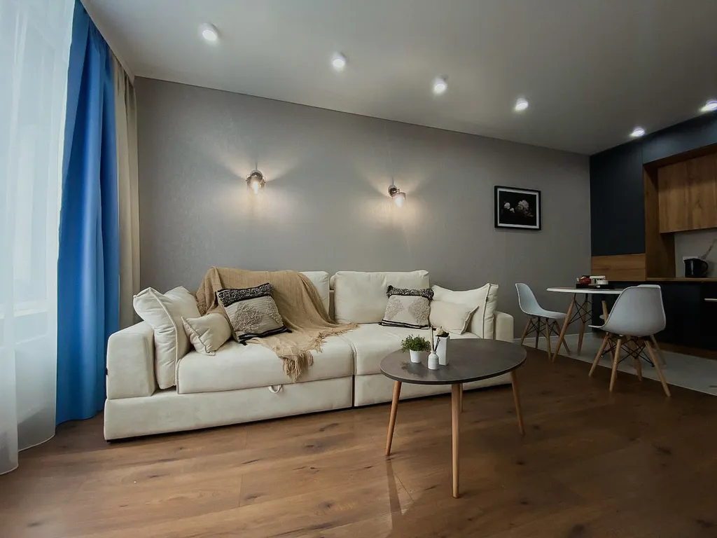 Уютная квартира с современным ремонтом собственная парковка