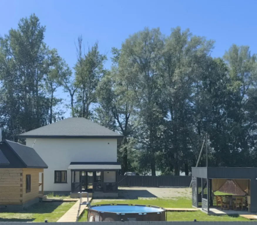 Коттедж Любимый берег гостевой дом на берегу Катуни — аренда посуточно в Соузга