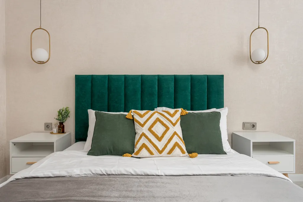 Двухкомнатные апартаменты LikeHome Изумрудные вблизи парка Галицкого