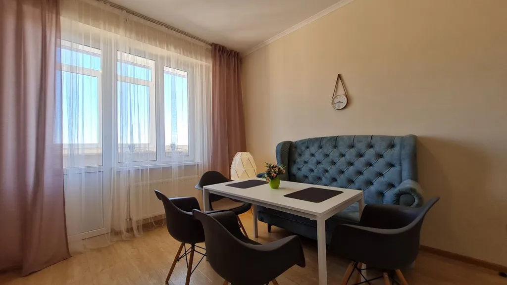 Однушка Penthouse Viewpoint с видом захватывающим дух на Ромашке