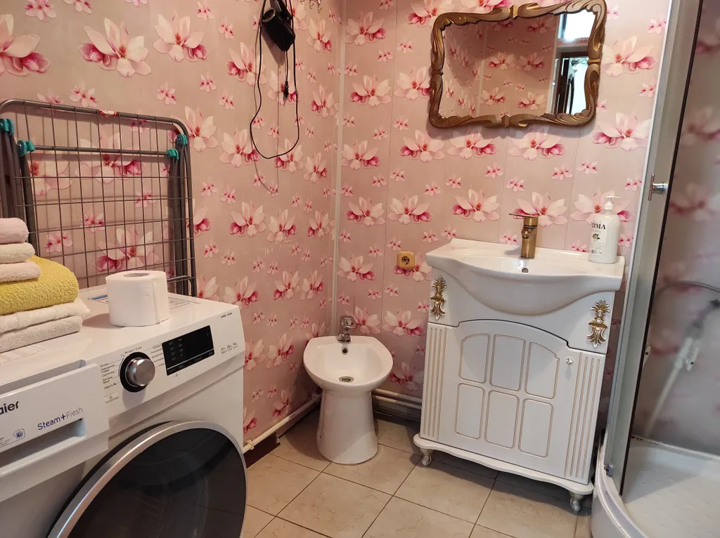 Квартира в центре курортной зоны с раздельными комнатами и кухней-гостиной