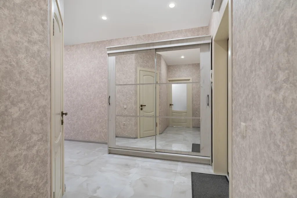 4-комнатная Квартира