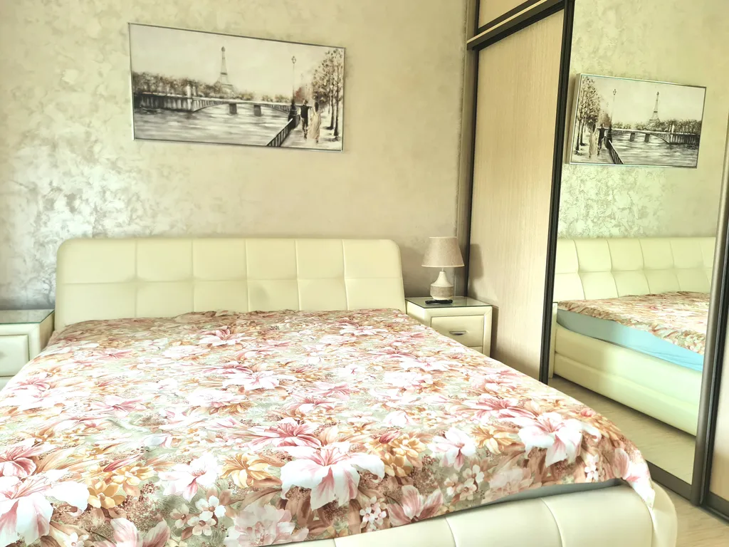 Зелёный уголок у моря