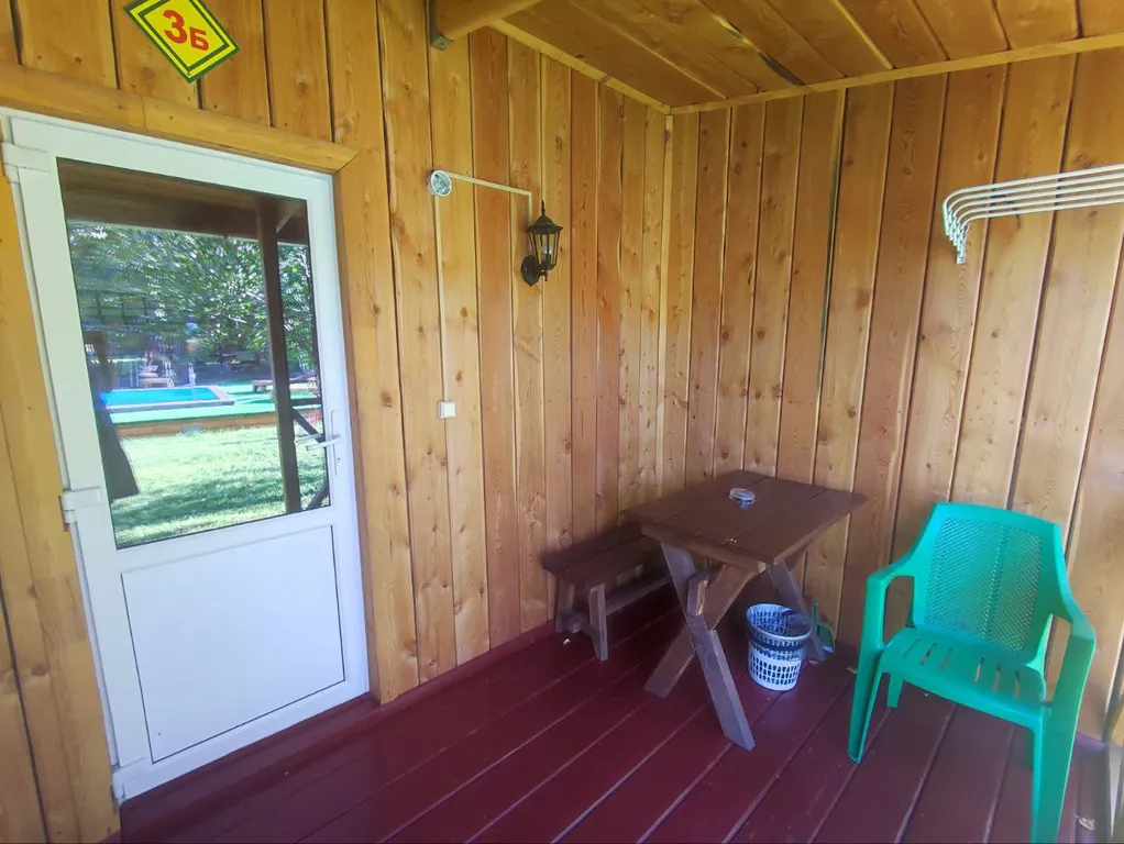 Номер-бунгало с отдельным входо м своей террасой