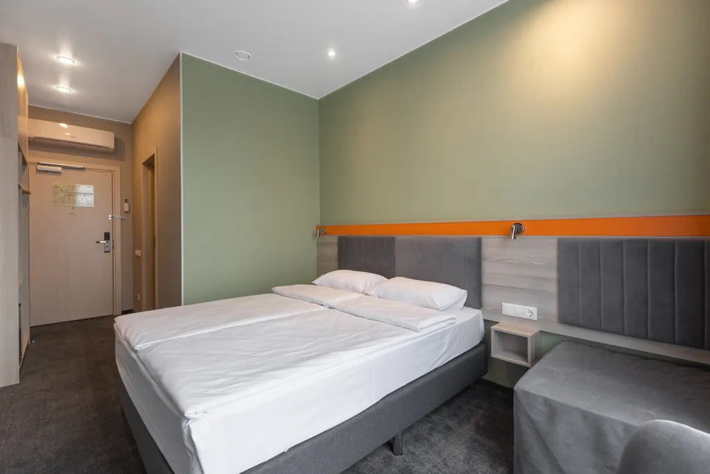 Квартира Комната — аренда посуточно в Шахты