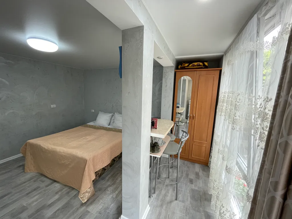 Мебелированные комнаты "Николь"  Улучшенный номер