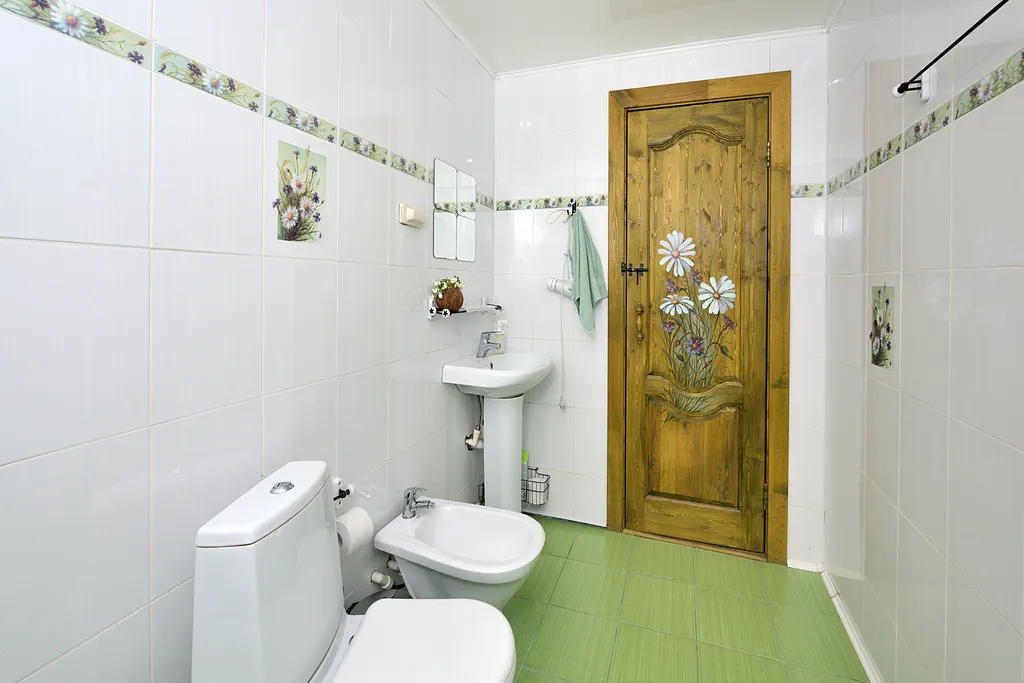 Уютный 2этаж дом 180 м² у леса в 3 км от глц абзаково - отдых до 13 гостей