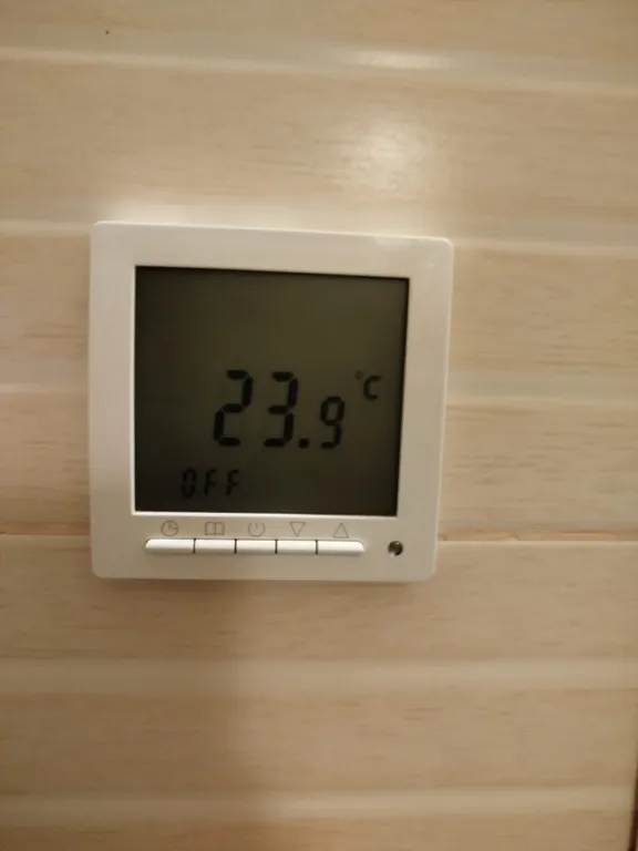 Замечательная квартира в районе 7 горбольницы с видом на горы