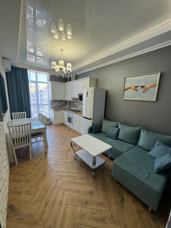 Квартира Квартира Стильная евродвушка с балконом — Геленджик