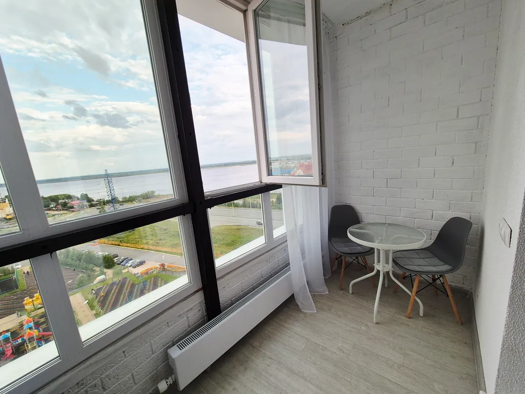 Уютная студия с шикарным видом на реку