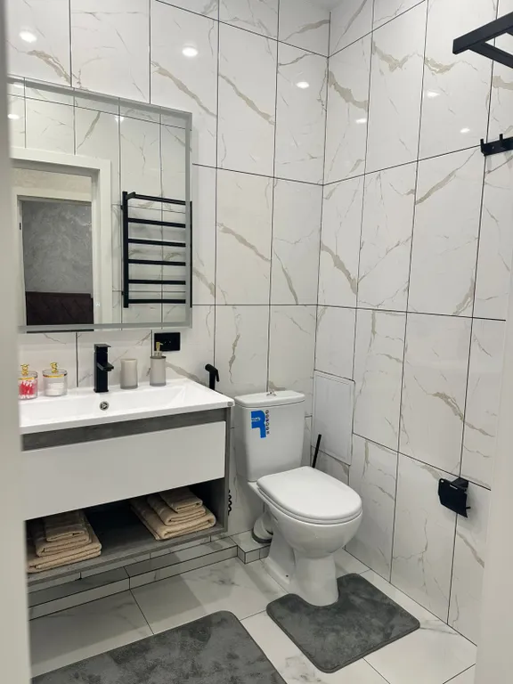 Уютная, светлая квартира в новостройке Весна